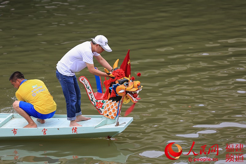 福州上街村民自己的狂欢节:龙舟竞渡庆端午